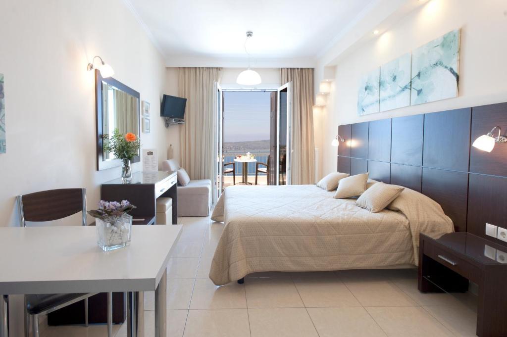 Hotel Anezina Pylos Bagian luar foto